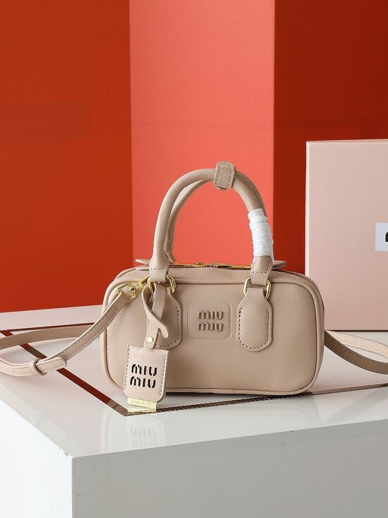 Miu Miu Handbags - Miu Miu bag
